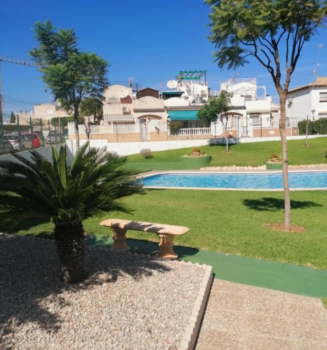 Apartament Casa Del Gato Rojo , Communal Swimming Pool , Terrace With Barbecue Torrevieja Esterno foto