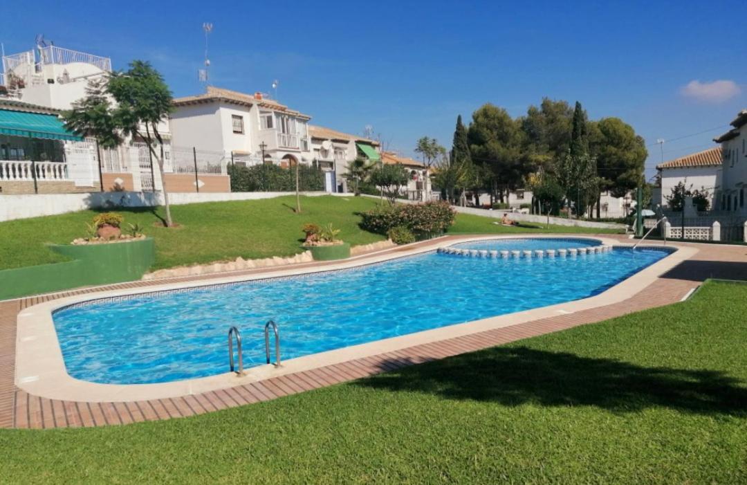 Apartament Casa Del Gato Rojo , Communal Swimming Pool , Terrace With Barbecue Torrevieja Esterno foto